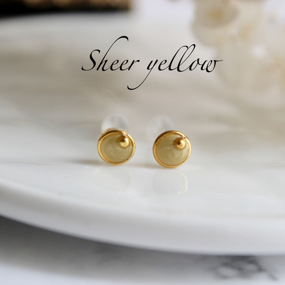 人気No.1☆職場OK5mm♡送料無料♡ミニゴールドピアス/イヤリング　ステンレス　樹脂ピアス　 3枚目の画像