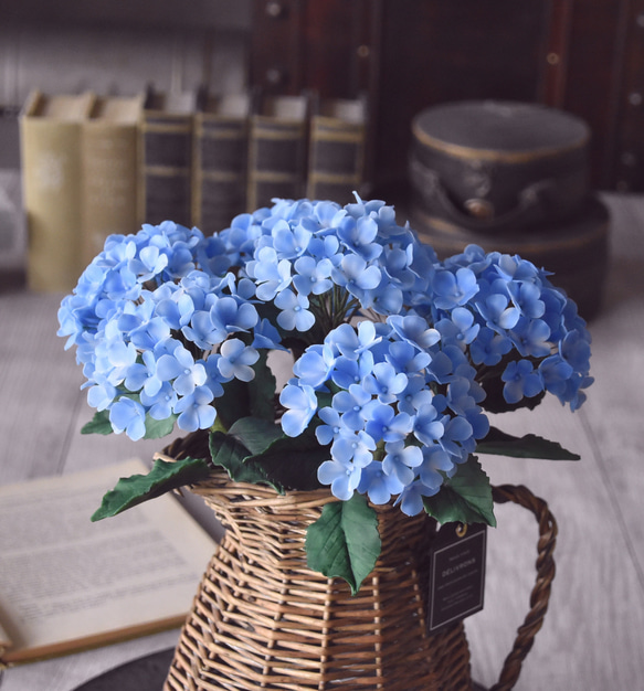 ◆粘土のお花◆ 紫陽花　ライトブルー　柳フラワーピッチャーに飾って…A795 5枚目の画像