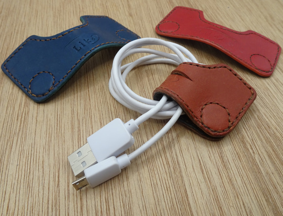 本革スエード マグネット式コード・ケーブルクリップホルダー