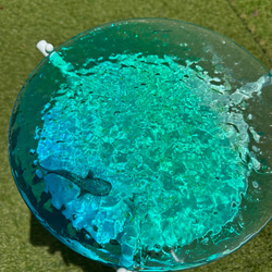 新　エメラルドグリーンウォーター　水紋の影　穏やかな海ガラスガラスサイドテーブル　海 4枚目の画像