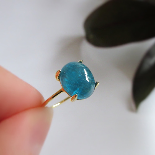 発色美】10×8mm「ネオンブルーアパタイト」リング【一点のみ】 指輪