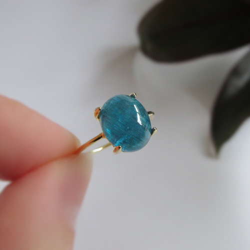 発色美】10×8mm「ネオンブルーアパタイト」リング【一点のみ】 指輪
