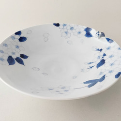 染付獅子文梅瓶 染付鶴梅花文）花瓶|有田焼の老舗-香蘭社オンライン