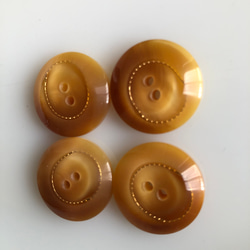アンティーク ボタン 4個　ビンテージ 昭和 レトロ 個性的 ハンドメイド素材 日本製 ポップ アクセ ライトブラウン 5枚目の画像