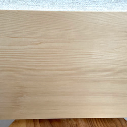 カッティングボード　まな板　ヒバ　　　　　　✴︎綺麗な一枚板です✴︎ 3枚目の画像