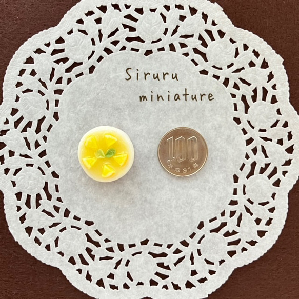 【ミニチュア】レモンのレアチーズケーキ　ミニチュアスイーツ 2枚目の画像