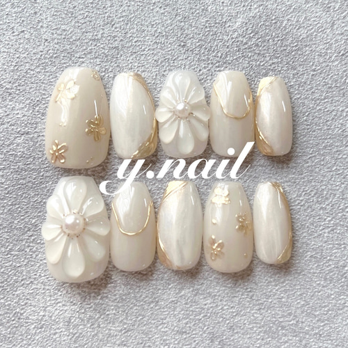 ぷっくりフラワーネイル/ミラーフラワーネイル/成人式ネイル/振袖  