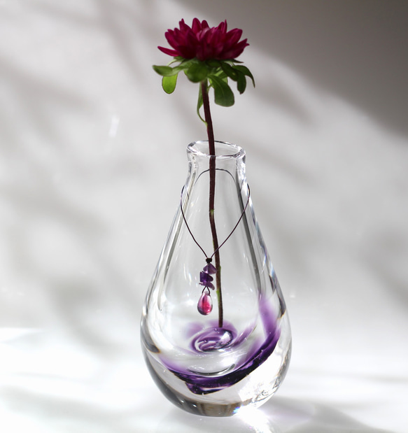 玻璃花瓶配花瓶項鍊紫水晶母親節禮物！ 的作品｜Creema