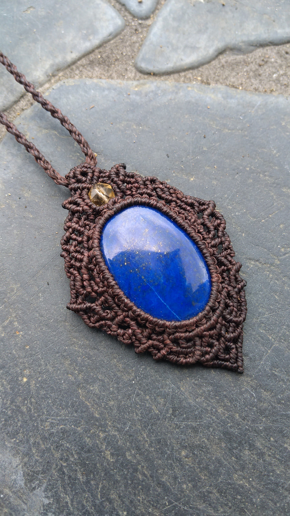 ラピスラズリの天然石マクラメペンダント[PEN-967] ネックレス
