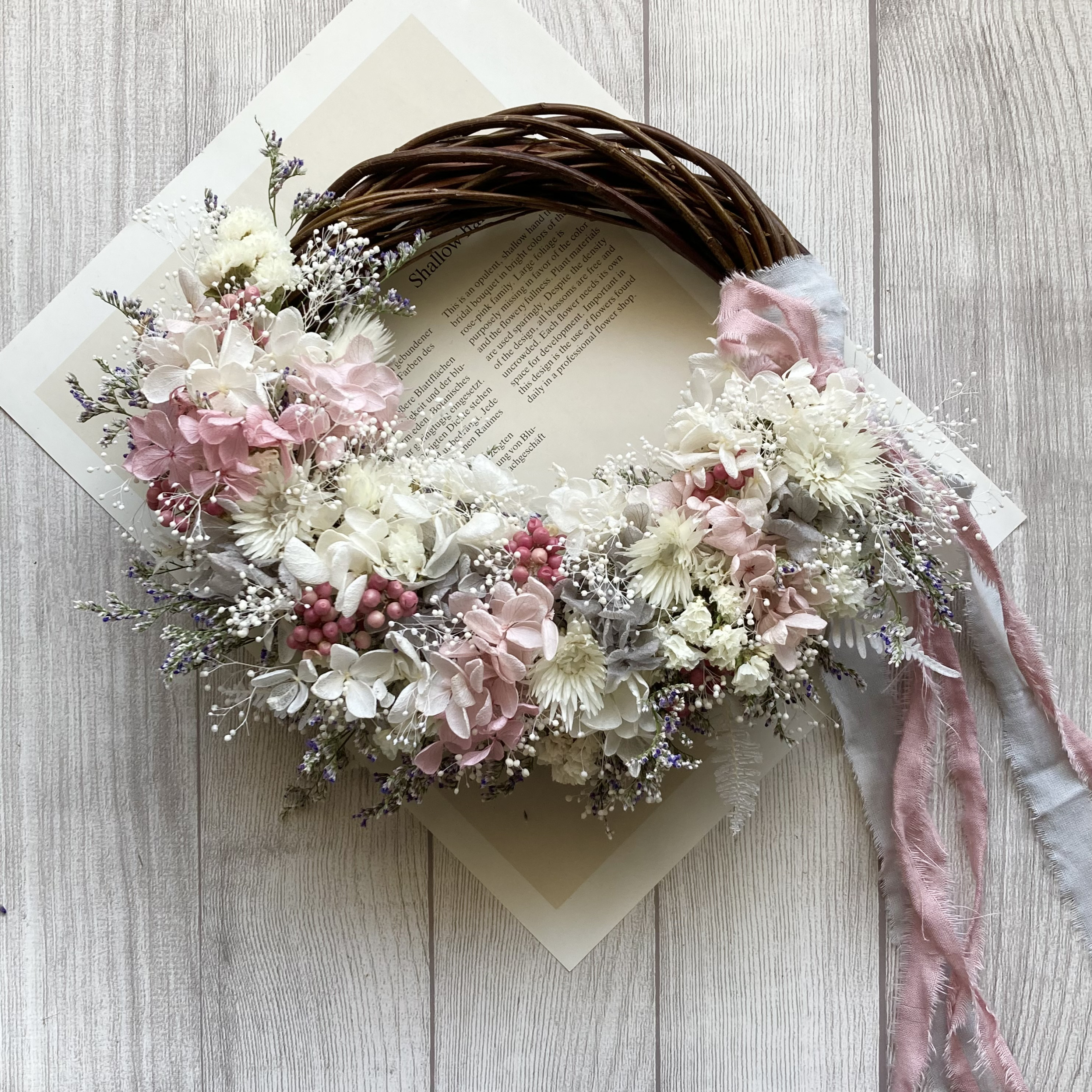 紫陽花リース／ホワイトツリー ホワイト スモークツリー アジサイ リース 26cm ＊ 紫陽花