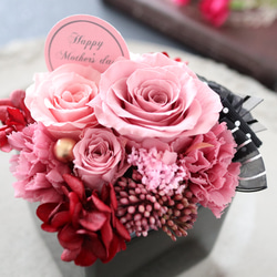スモーキーピンクのバラとカーネーションの華やかなアレンジメント｜母の日・誕生日・退職祝い　pre.091 12枚目の画像