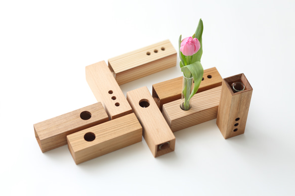 日本の木の「花器 KAKI」（一輪挿し）3WAY 2個セット　新製品 6枚目の画像