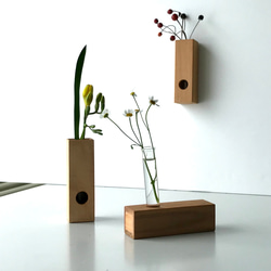 日本の木の「花器 KAKI」（一輪挿し）3WAY 2個セット　新製品 1枚目の画像