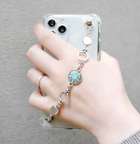 シルバー×ターコイズのキーリングハンガー　スマホケース　iPhoneケース　ストラップ　全機種　スマホチェーン 4枚目の画像