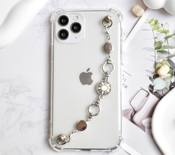シルバー×ホワイトのキーリングハンガー　スマホケース　iPhoneケース　ストラップ　全機種　スマホチェーン 1枚目の画像