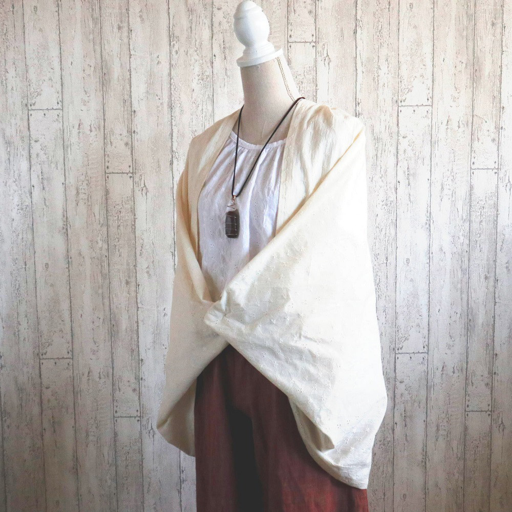 【クリーム色ボレロ　３way】日よけ・冷房対策　花柄コットンレース　ギフトにも　　フリーサイズ　日本製