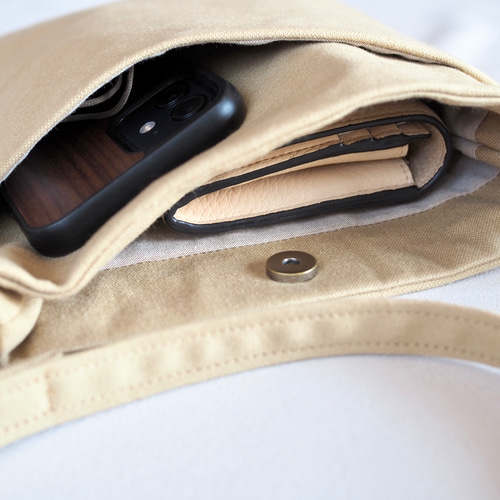 新作☆帆布のシンプルポシェット《ホワイト》 白 サコッシュ