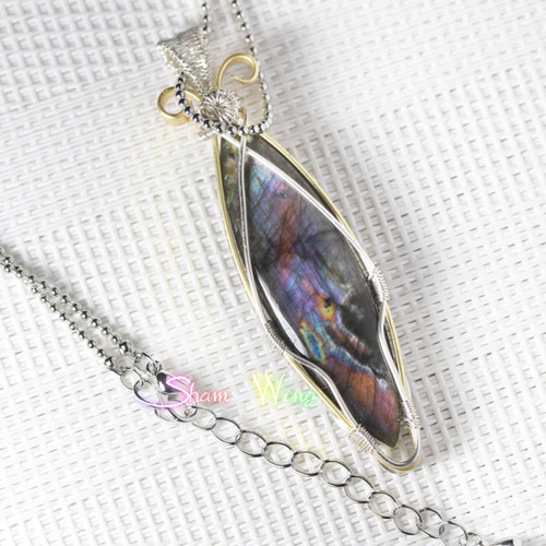 ギラギラレインボー大粒ラブラドライト ワイヤーネックレス.+:｡揚羽.+:  