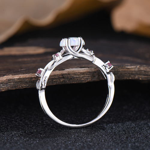 10月の誕生石 ホワイトオパール 結婚指輪 ピンクトルマリン リング 葉