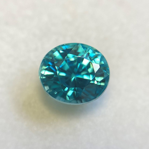ブルージルコン ルース 1.314ct カンボジア産 日独ソーティング付き