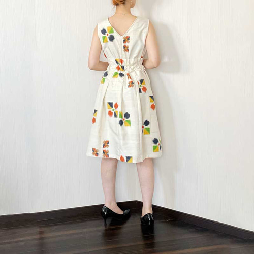 着物リメイク　ノースリーブワンピース 着物リメイクワンピース/サイズM・L〜LL/Vネックノースリーブ