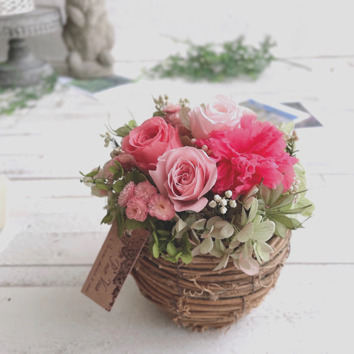 【みつです】ブリザードフラワーアレンジ みつです】ブリザードフラワーアレンジ cdfbdd86642d4c526ab5e48c8ce3af