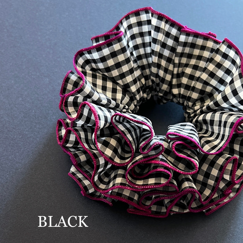 フリルが可愛いビッグシュシュ シュシュ The Almond Shop 通販