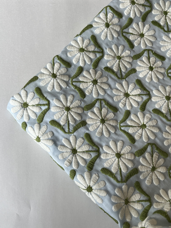新色 レトロデイジー 生地 刺繍生地 生地 paruphan 通販