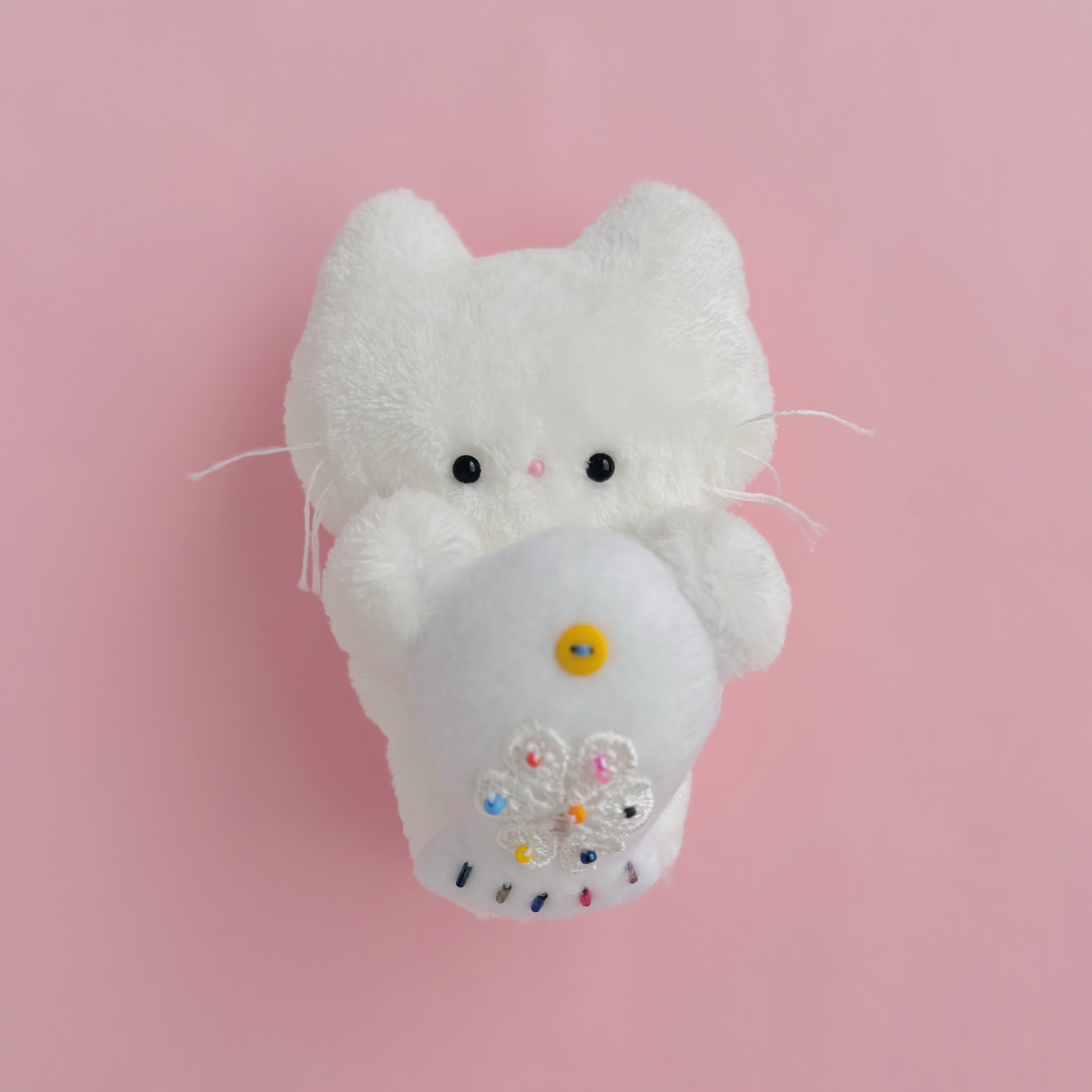 お魚は離さないにゃ。頑張るネコさん③