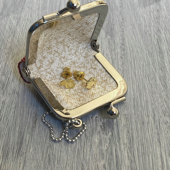 がま口チャーム・ミニジュエリーケース(　field of flowerミナペルホネンデザインfor check&str) 7枚目の画像