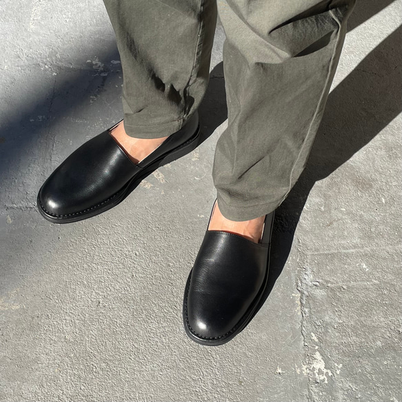 《R》オーダーメイドの革靴 毎日履きたい心地良さ 自分好みに選べる楽しさ　スリッポンR-3 7枚目の画像