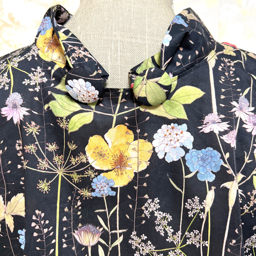 ハンドメイド　リバティ　ブラウス(ラブグランマリン) 24873_thumbnail.jpg