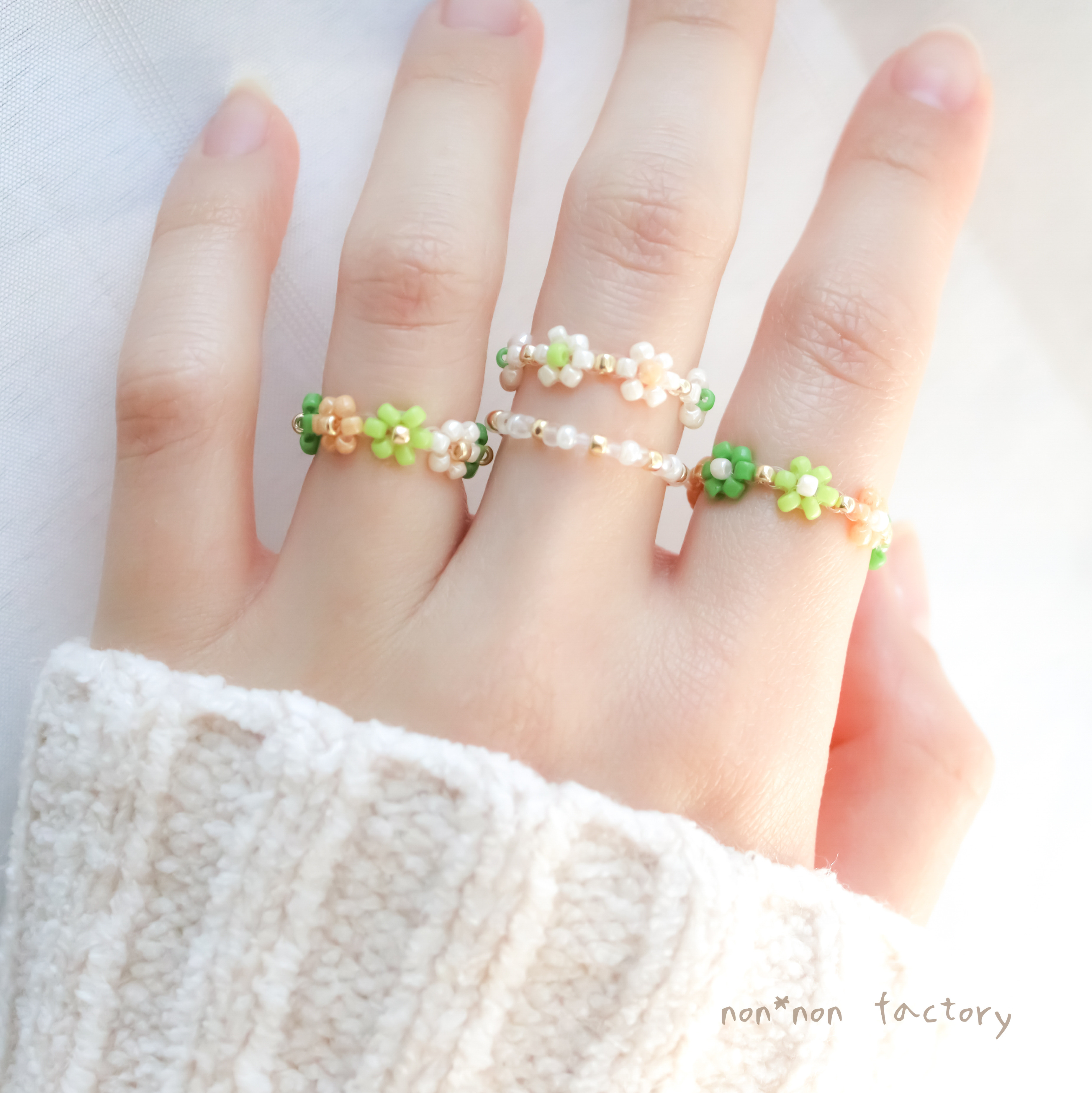 【rs-3】 ビーズリング ✿ 韓国 カラフル 蝶々 ハート rs-3】 ビーズリング ✿ 韓国 カラフル 蝶々 ハート パール