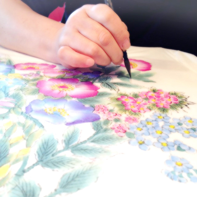 Creema限定 母の日ギフト 手描きカットソー 七分丈「ロイヤルつるバラ　レッド」オフホワイト　ラッピング無料