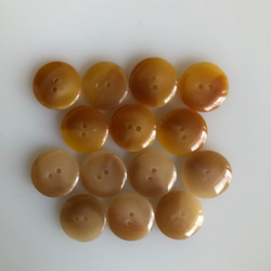 アンティーク ボタン 7個　ビンテージ 昭和 レトロ 個性的 ハンドメイド素材 日本製 ポップ アクセ ベージュ 5枚目の画像