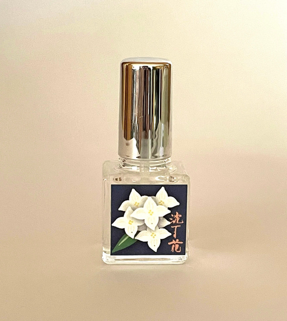 香りを愛でる【白花沈丁花】 1枚目の画像