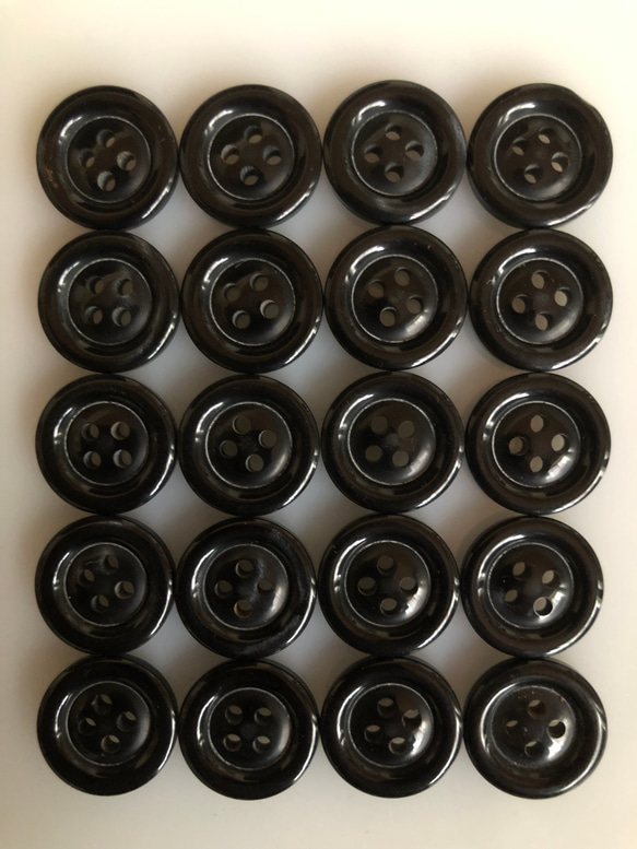 アンティーク ボタン 10個　ビンテージ 昭和 レトロ 個性的 ハンドメイド素材 日本製 ポップ アクセ ブラック　黒 2枚目の画像