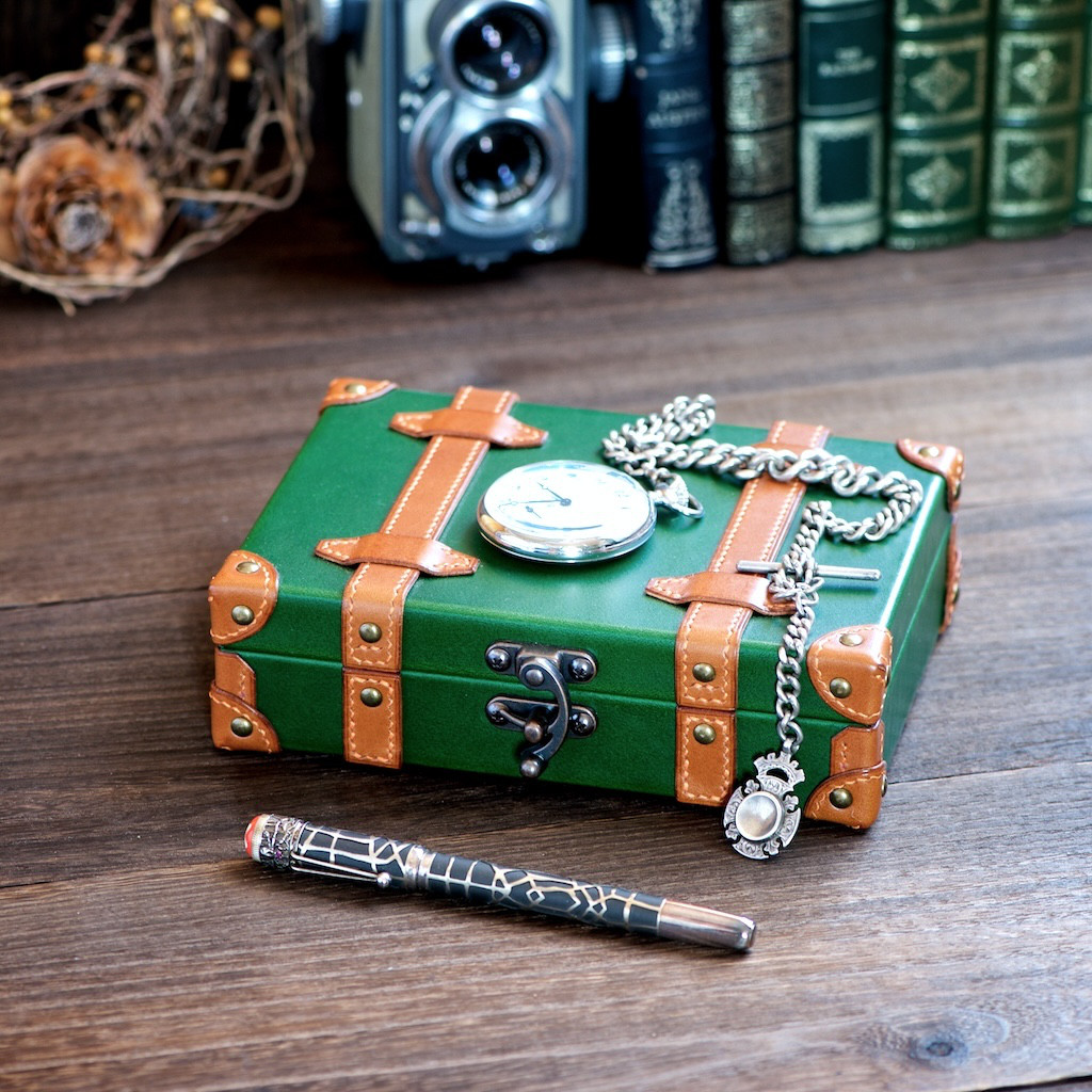 ダークグリーン ケース付き オマス 万年筆 オジバ 生産終了品