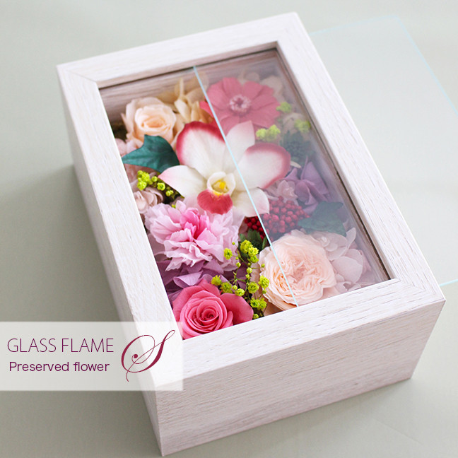 ガラスウッドフレームSオフホワイト・ピンク【プリザーブドフラワー】誕生日 結婚式  内祝 退職祝 新居祝  母の日