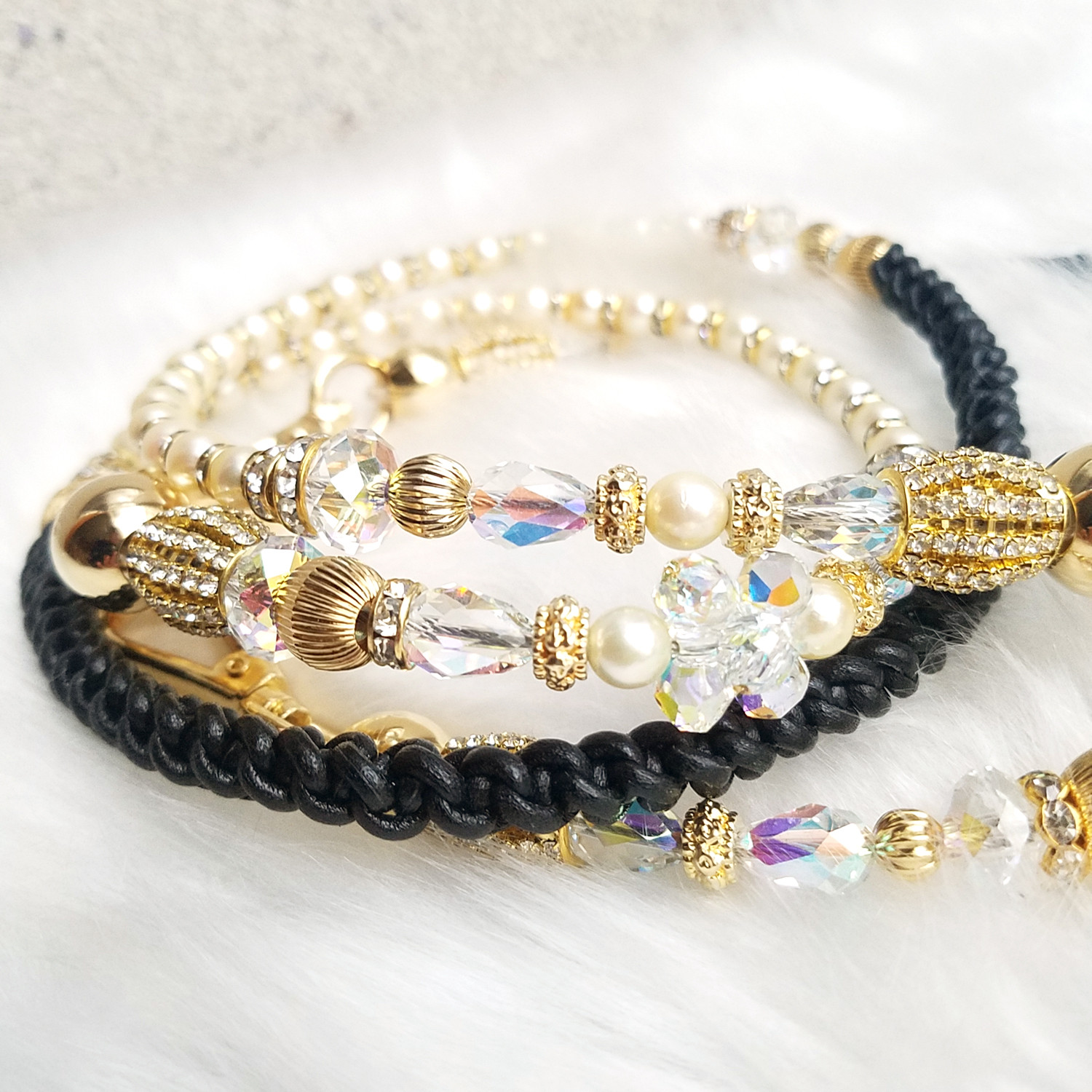 あこや本真珠（イエロー）とスワロの【2way】アクセリード ブラック革編み 4kgまで