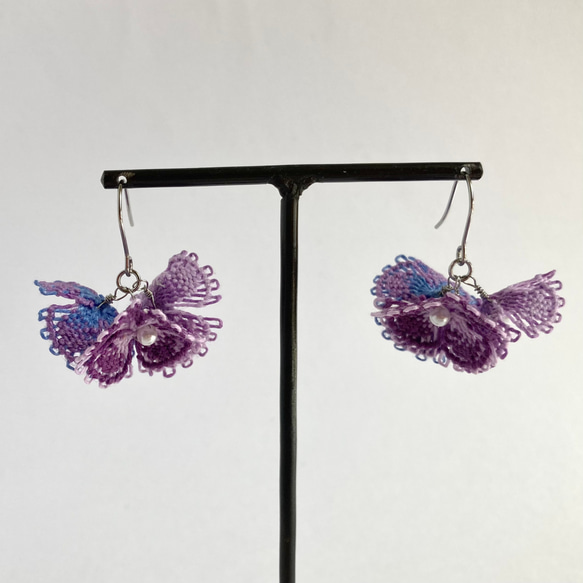 糸の花咲くピアス　パープル　紫陽花　ニャンドゥティ　 14枚目の画像