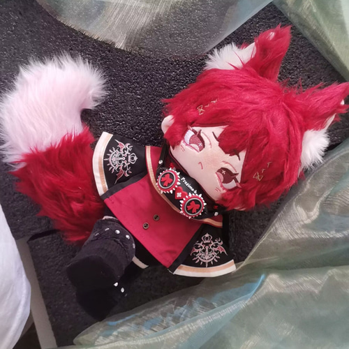 赤髪のキャラクター ぬいぐるみ 61EU0iUlvPL._UF350,350_QL80_.jpg