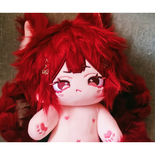 赤い子狐の20cmぬいぐるみ / 赤い髪のぬいぐるみ/ かわいい