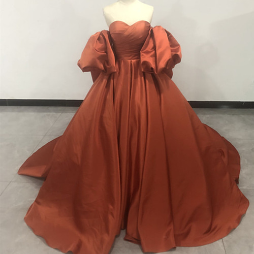 新品在庫処理！激安！ウェディングドレス テラコッタ 豪華！オフシェル  