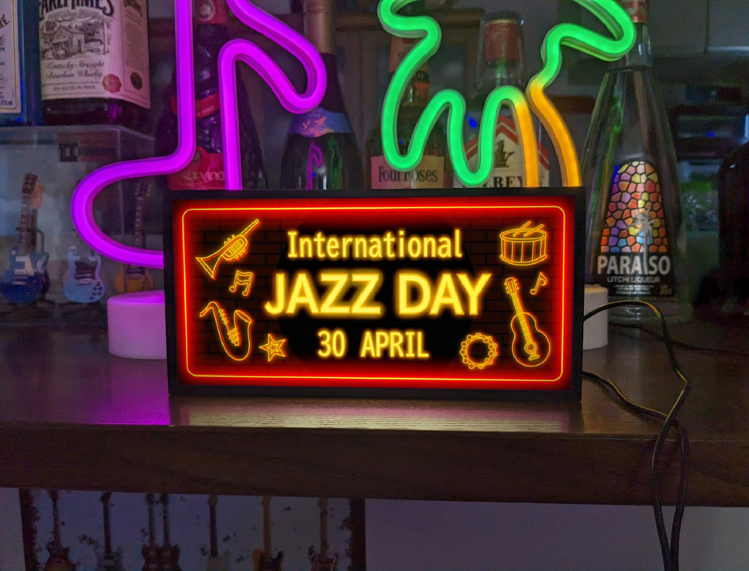 Amazon.co.jp: JAZZ ジャズミュージック サックス ライブ カフェ