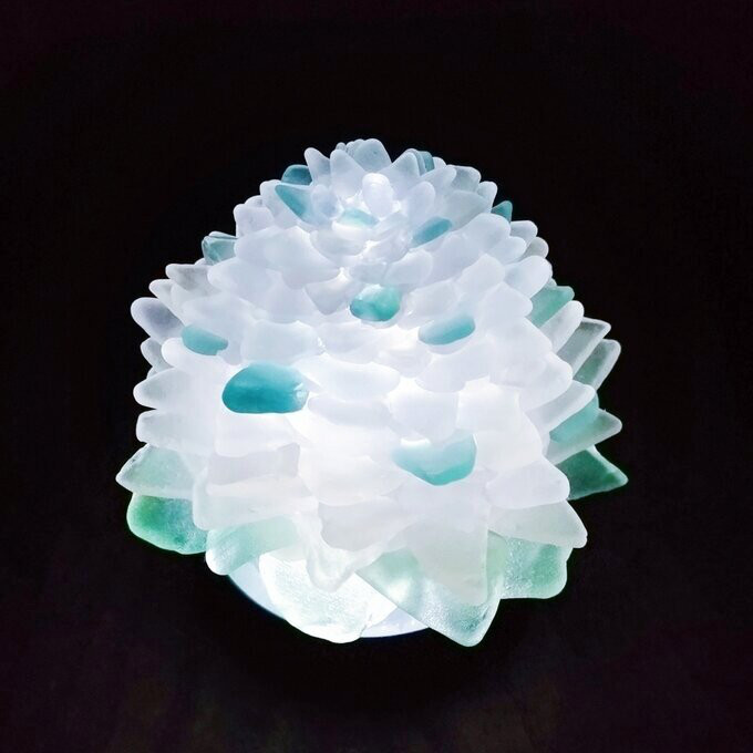【オーダー】シーグラスのお花のランプシェード ホワイト＆ブルーグリーン×ライトグリーン 木の芽月（このめづき）【海灯花】