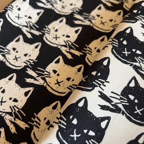 コットン オックス【ンねっっっこ！（猫）】生地 ハギレ 北欧