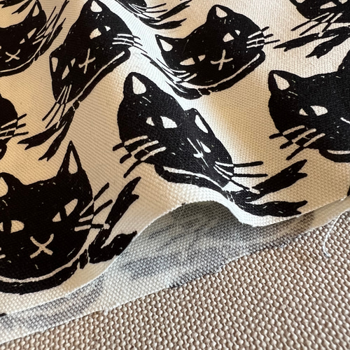 コットン オックス【ンねっっっこ！（猫）】生地 ハギレ 北欧