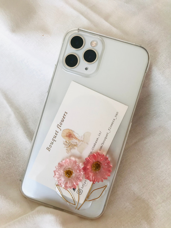 透明感のある淡いピンクのダリアiPhoneケース 5枚目の画像