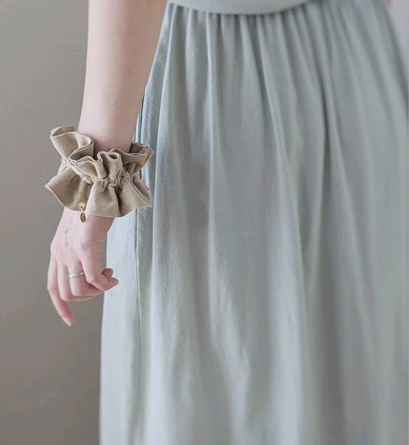 本革♡スエード　大人のためのビッグシュシュ〜全6色〜　　大きめ 2枚目の画像